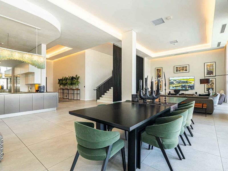 Exclusive 6 bedroom 6 bathroom, lagoon view Villa for sale at Munyaka Estate - Photo 6