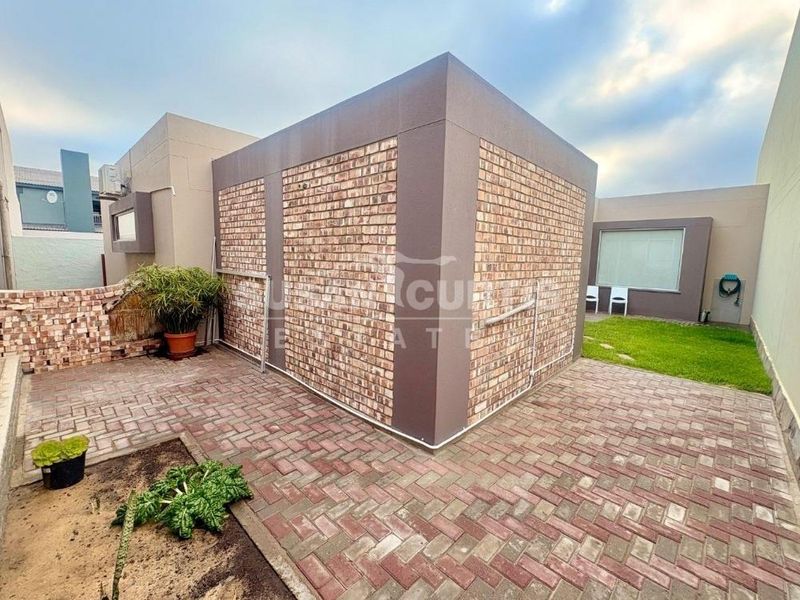 Family House Longbeach - Photo 2