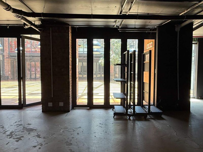 177m2 ground floor retail unit to let in Wembley Square - Photo 2