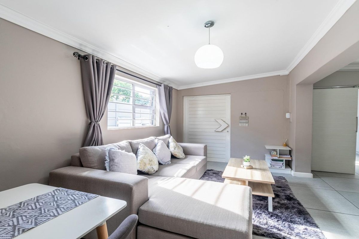 Beautiful home to let in Avondale! - Photo 3