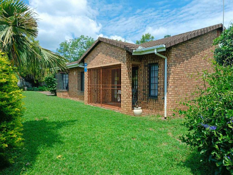 Modern 3-Bedroom Townhouse in Scottsville – Prime Location! - Photo 2