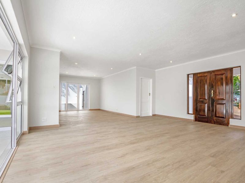 3 BEDROOM 2 BATHROOM HOUSE FOR SALE IN DAINFERN RIDGE - Photo 9