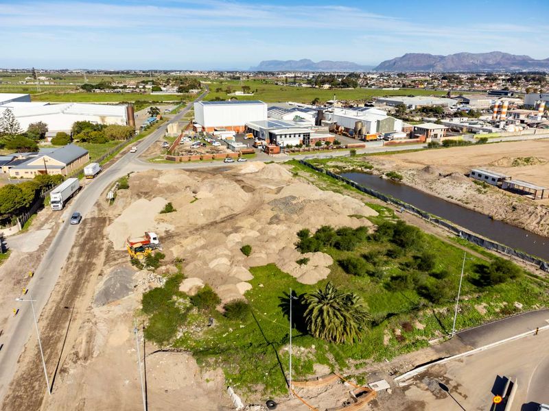 Vacant Land Available in Sought-After Location - Photo 5