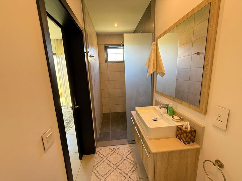 Luxury spacious home - Photo 10