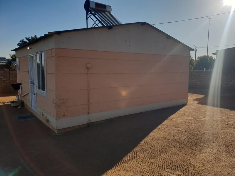 RDP for sale in Mabopane - Photo 2