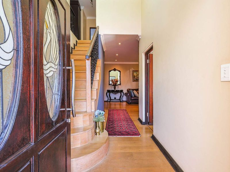 Exclusive Fully Furnished Residence in Olympus Estate – Available to Diplomatic Tenants Only - Photo 3
