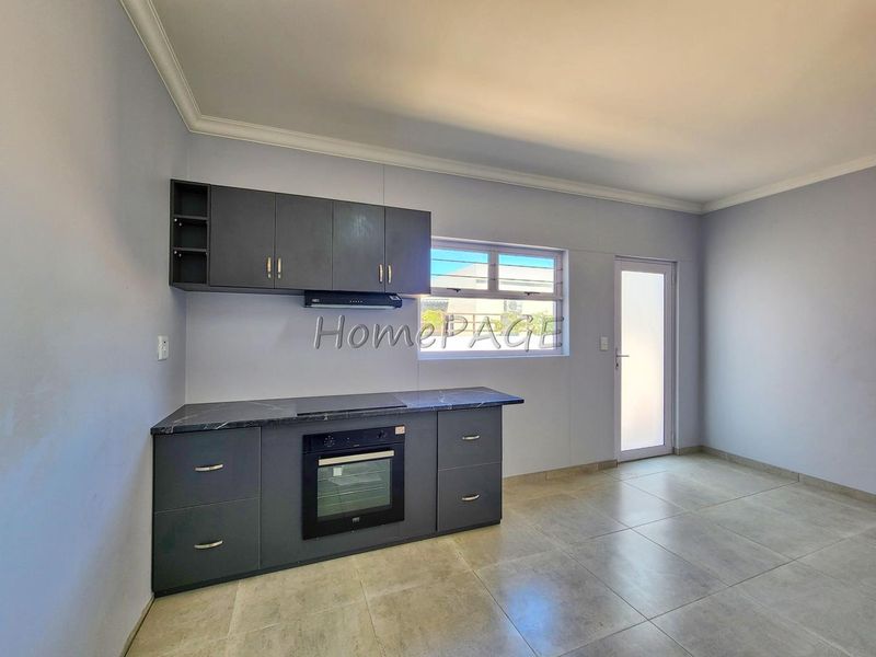 Ext 11 (Sun Bay), Henties Bay:  Brand new 3 Bedroom home wih 3 Garages is for Sale - Photo 10