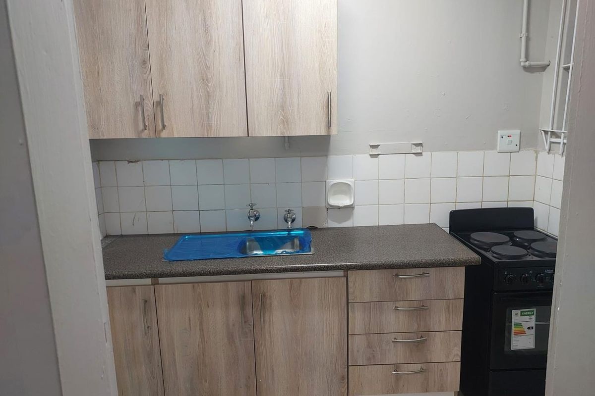 Stunning 1 bedroom unit is now for sale in Upper Sunnyside. - Photo 2