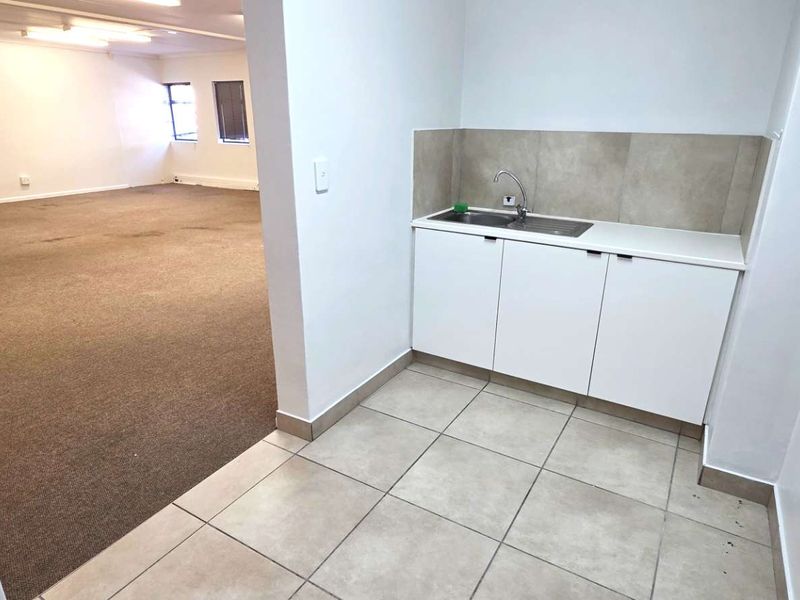 Ground Floor Office in Westlake Business Park - Photo 6