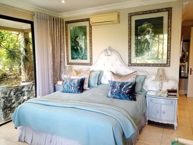 5 Bedroom Family Home in Simbithi. - Photo 10