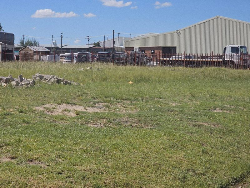 Prime Industrial Land Opportunity - 4879m2 Ready for Development - Photo 3
