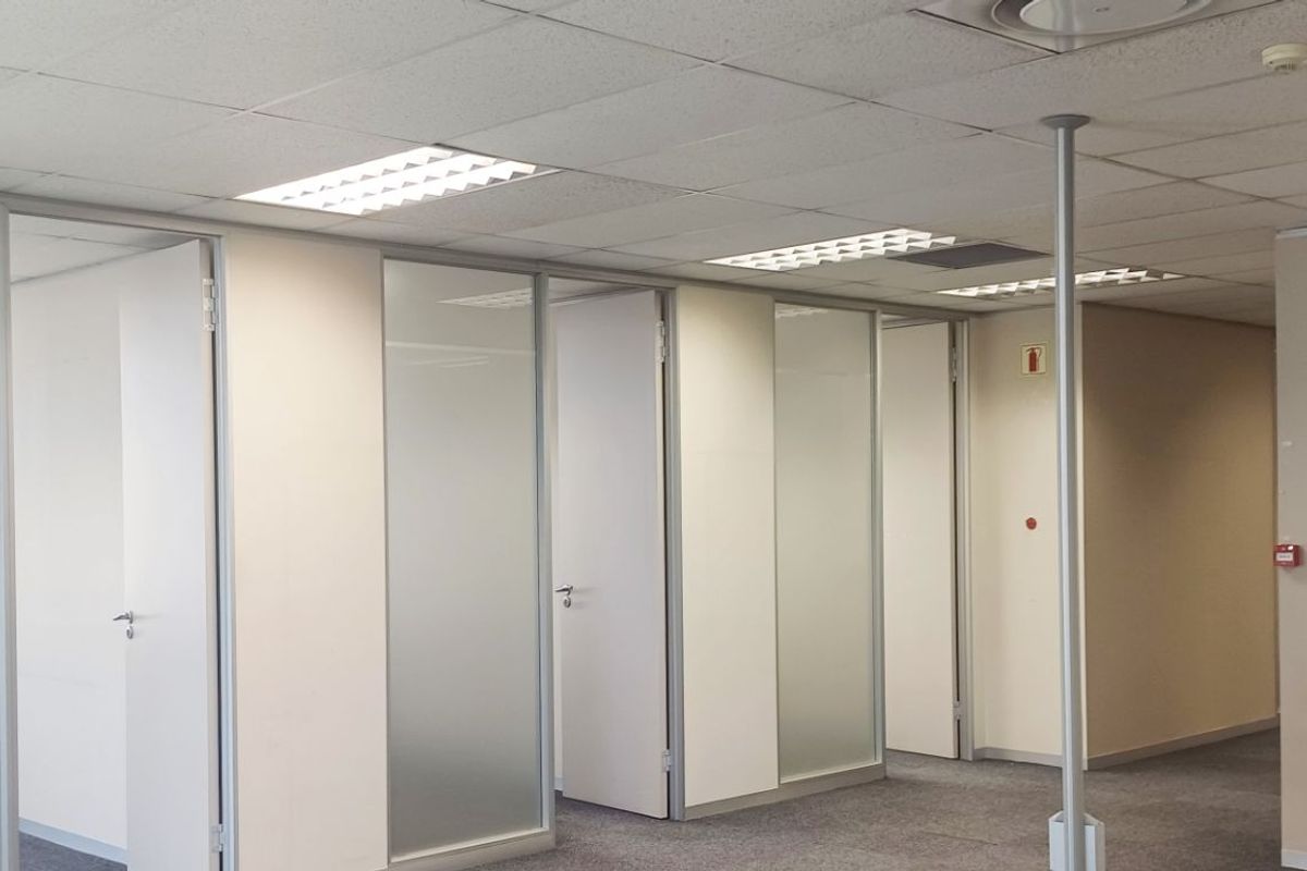 Prime Office Space Available in Cape Town's Financial Hub - Photo 3