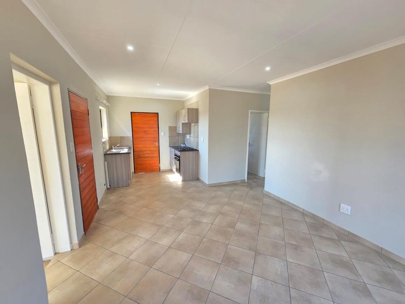 Smart Buy. Sharp Price. Perfect Start - Photo 5