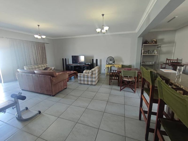 Beautiful House For Sale - Oceanview - Photo 3