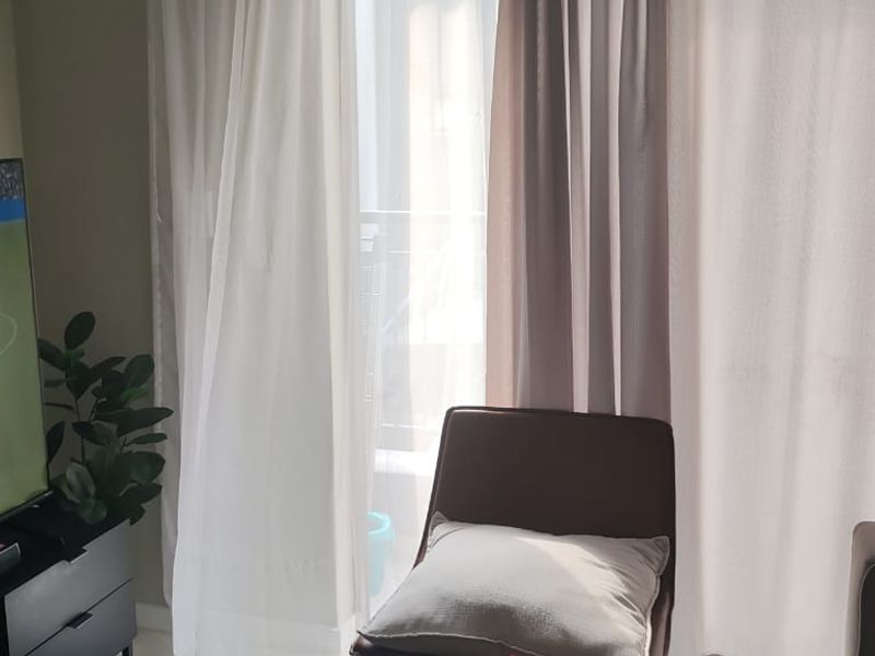 Charming and Well-Maintained Apartment in Midrand, Grand Central - Photo 8