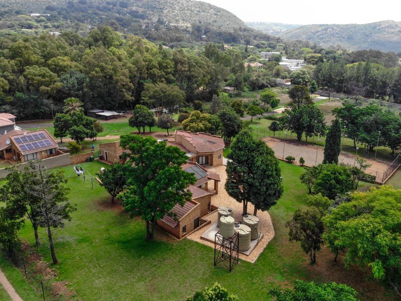 Exceptional Smallholding with Endless Potentional  in Sought-After Poortview - Photo 2