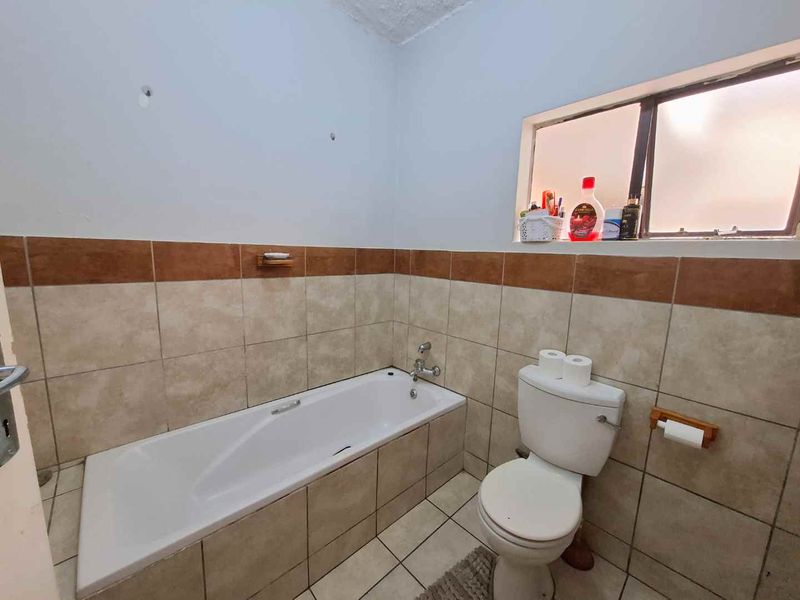1 Bedroom apartment to rent in Kempton Park - Photo 6