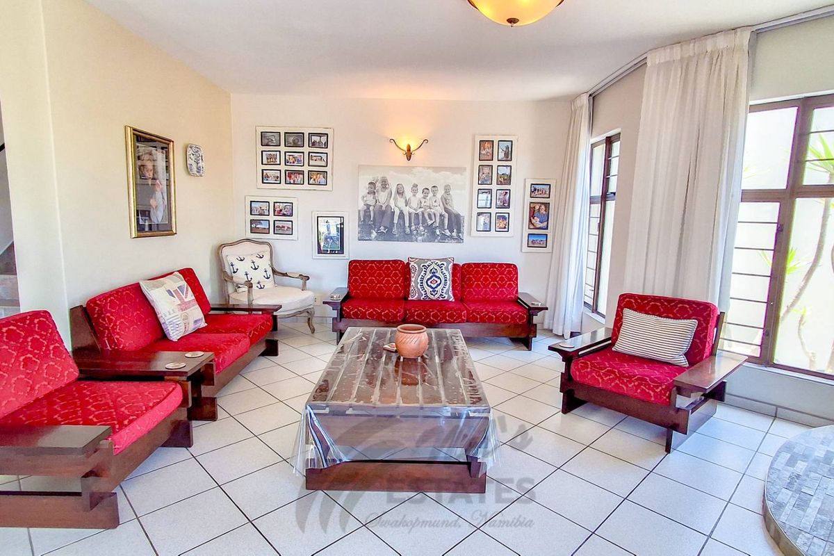 Townhouse For Sale in Central Swakopmund - Photo 3