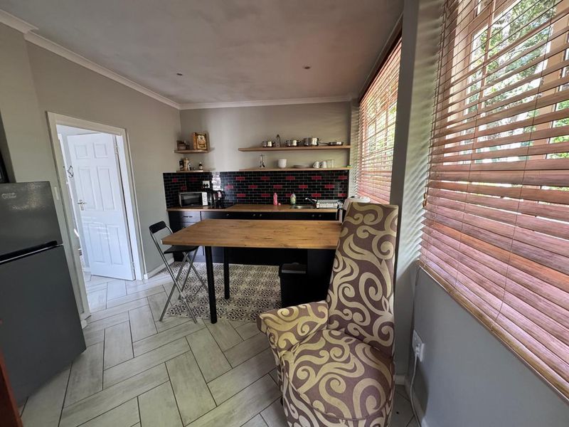 Furnished or Unfurnished 1-Bedroom Apartment – Available August! - Photo 3