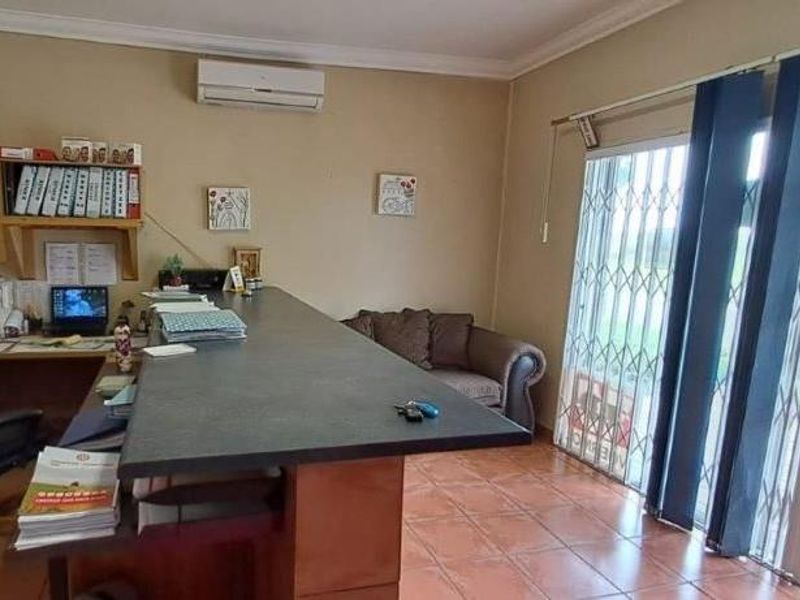 1ha Agri-Commercial Property with Diesel Rights & Truck Stop Potential - Photo 8