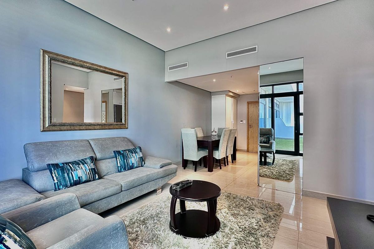 2 BEDROOM | 2 BATHROOM APARTMENT - Photo 4