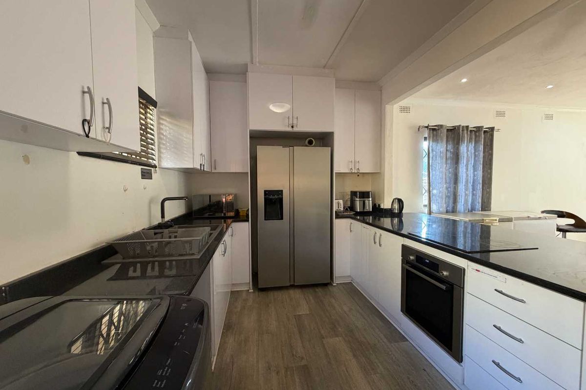 Hendra - Family home with Rental income potential in Parkhill - Photo 5