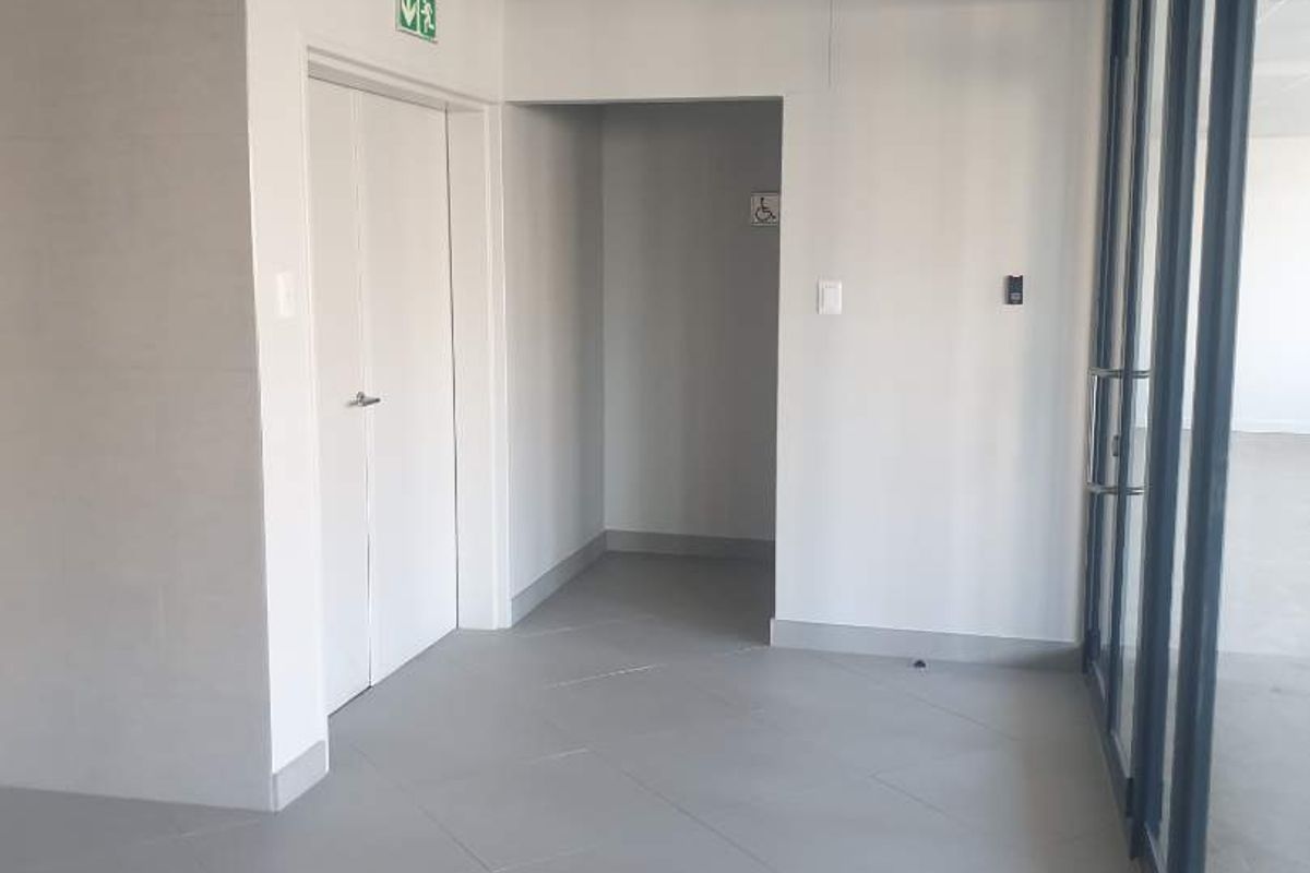 CENTRAL WNK TO LET - MODERN NEWLY RENOVATED - Photo 4