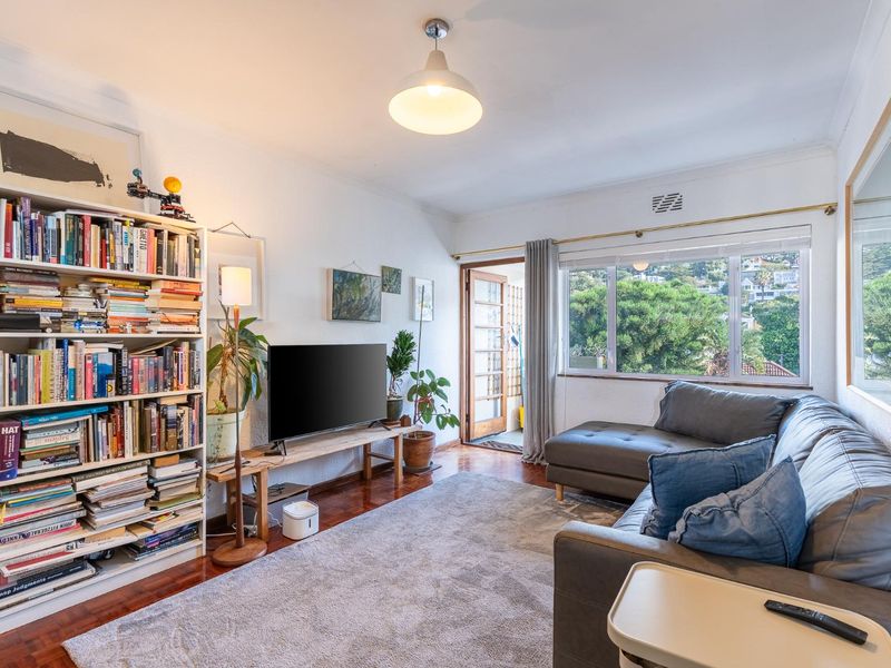 Fall in Love with Tamboerskloof – Cozy, Stylish & Perfectly Positioned - Photo 3