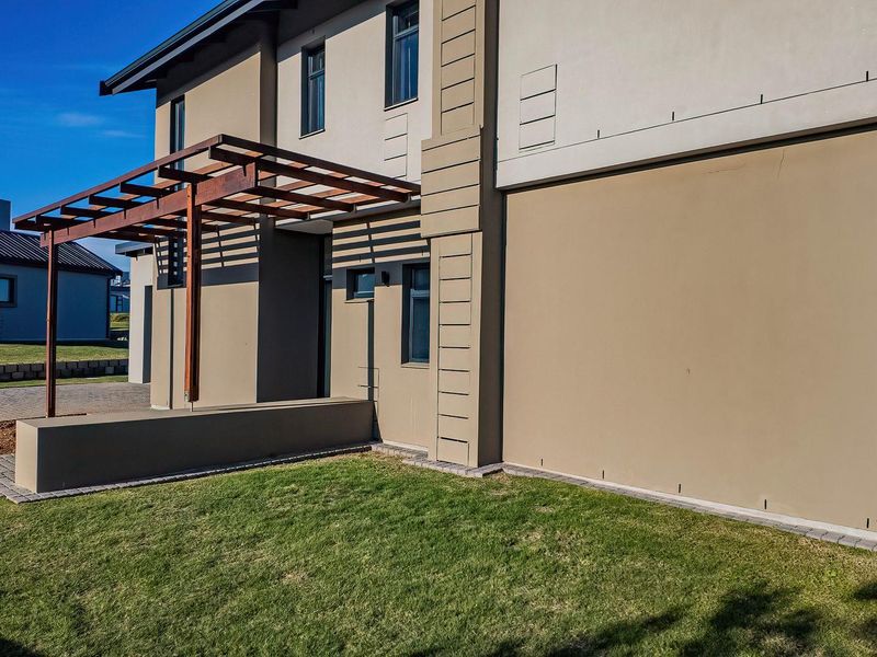 Brand new family home in Hartland Lifestyle Estate - Photo 4