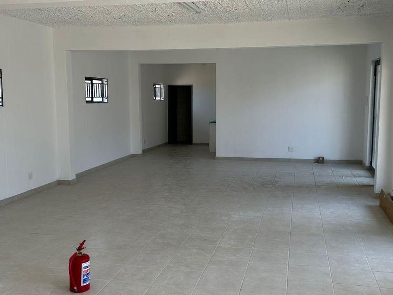 Commercial units To Let in Swakopmund - Photo 9