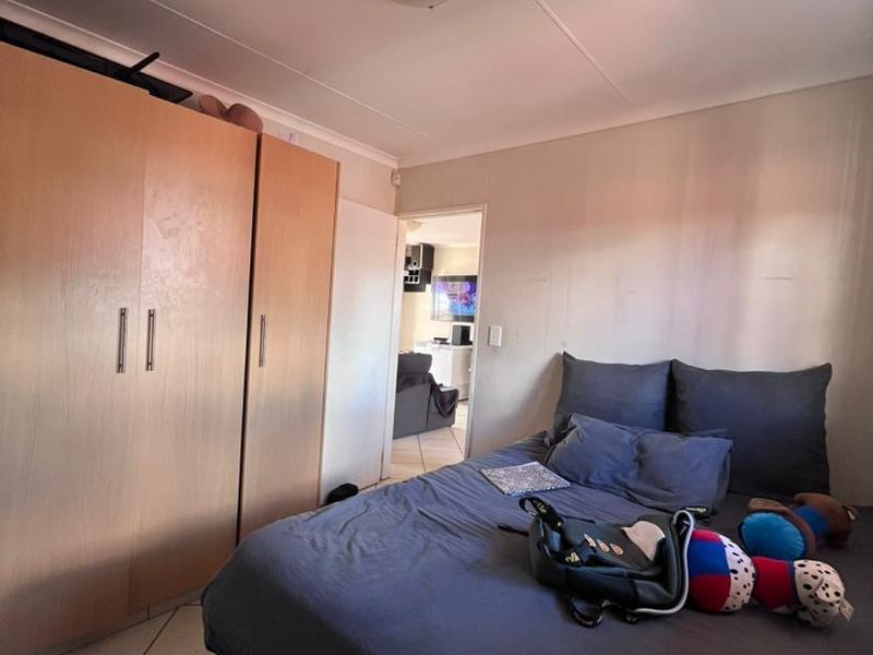 Apartment for sale in Otjomuise/ Bacardi court - Photo 9