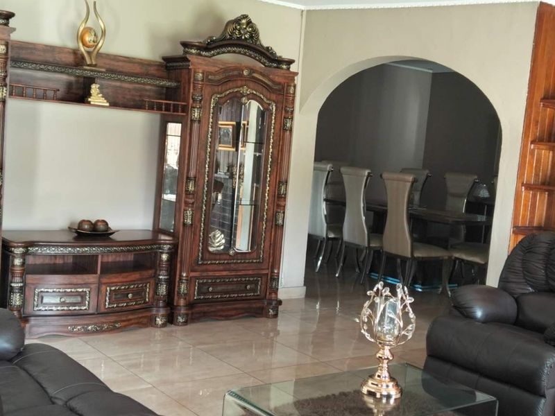 Move-in Ready Home In Prime Selcourt for Sale - Photo 7