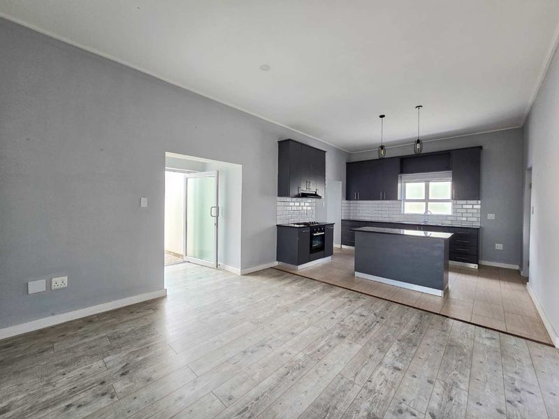 The perfect lock-up-and-go property for sale in Stilbaai-Wes. - Photo 4