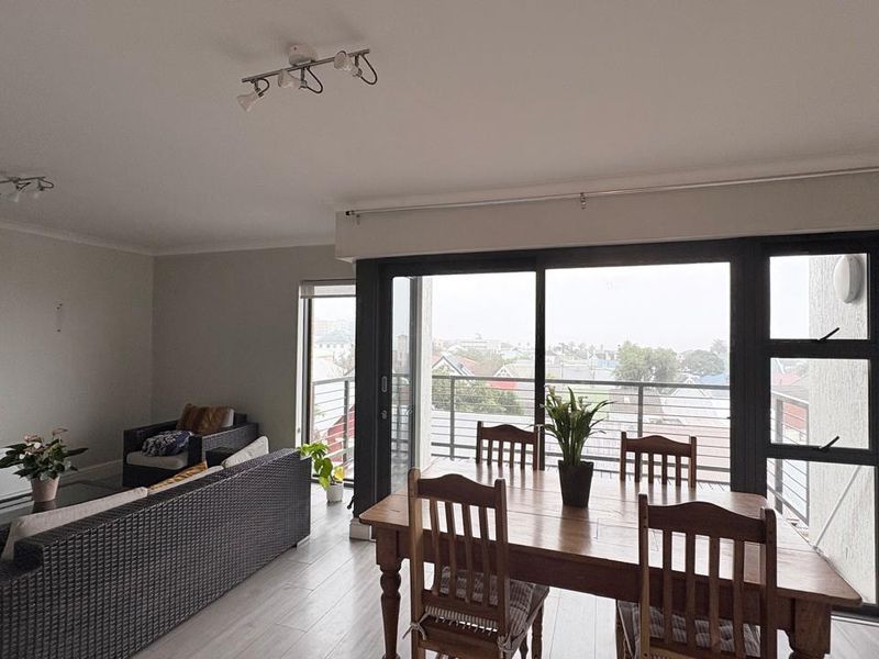 Two Bedroom Apartment Madison Place - Observatory - Photo 6
