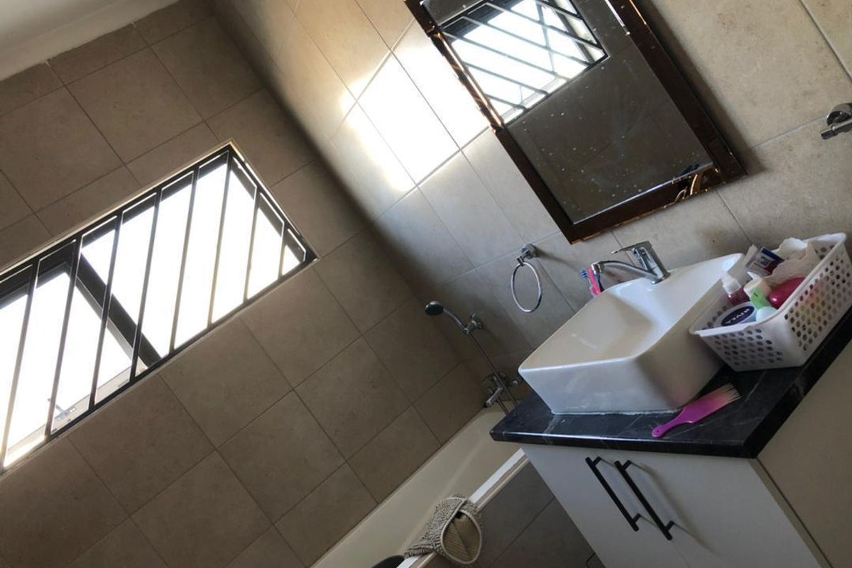 House for sale - Photo 3