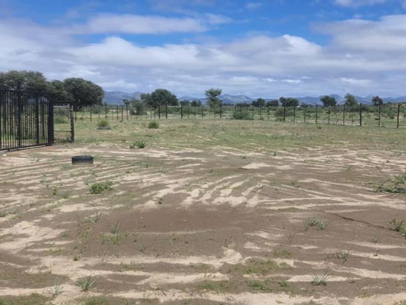 SMALLHOLDING FOR SALE NEAR WINDHOEK - Photo 2