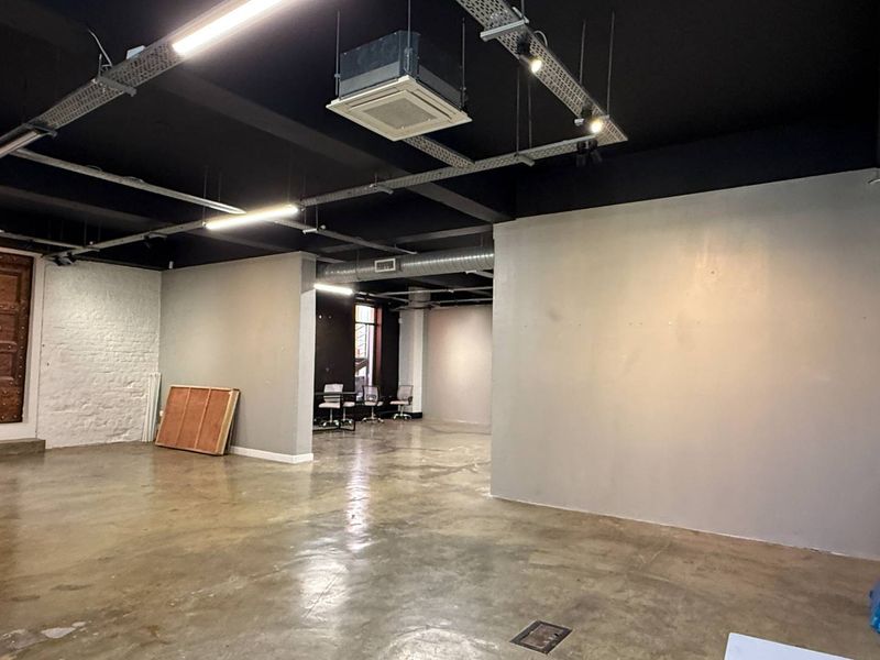 177m2 retail/office space to let on Dorp Street - Photo 3