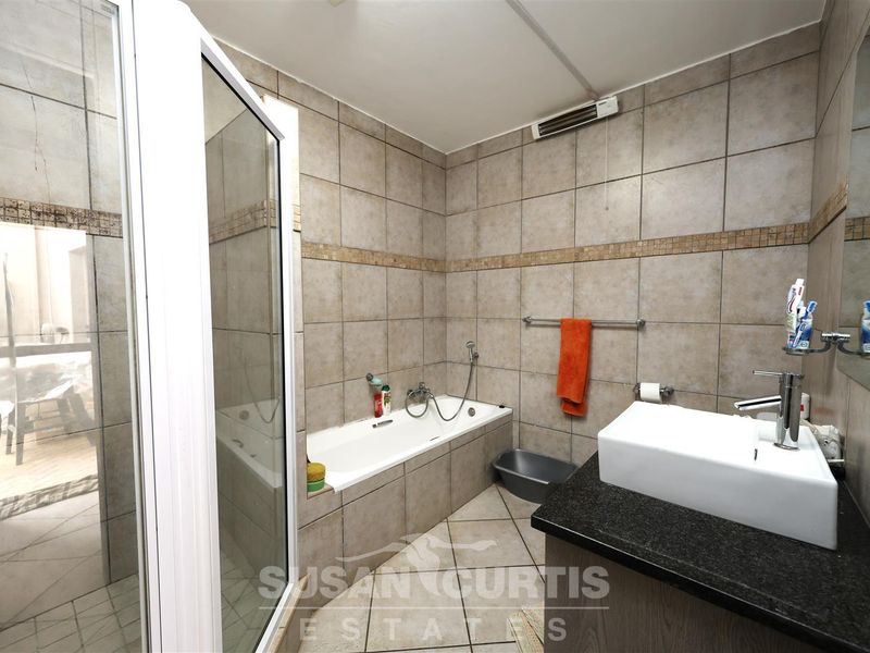 3-Level Duplex Townhouse with Sea & Dune Views - Photo 4