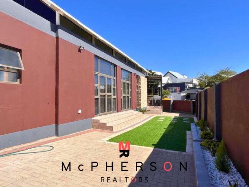 Lovely Family Home For Sale - Photo 8