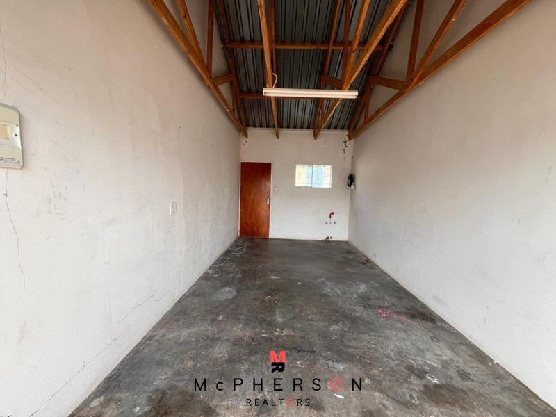 2 Bedroom Townhouse For Sale - Photo 9