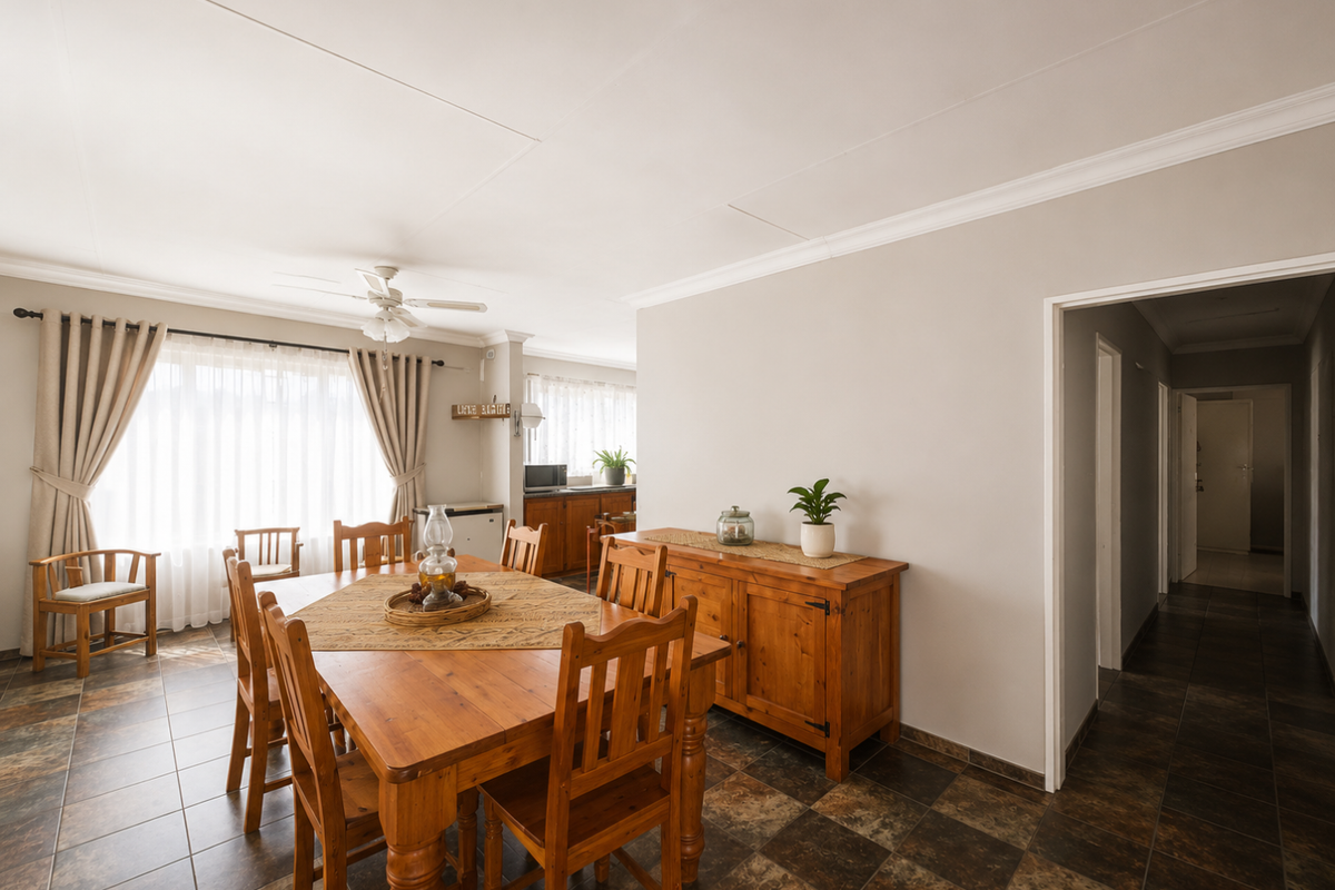 Spacious 4-Bedroom Haven Awaits in Ladybrand! - Photo 3