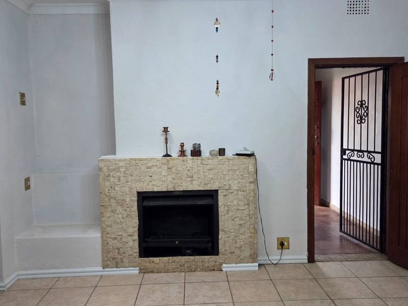 4 BEDROOM HOME IN RANDHART - Photo 7