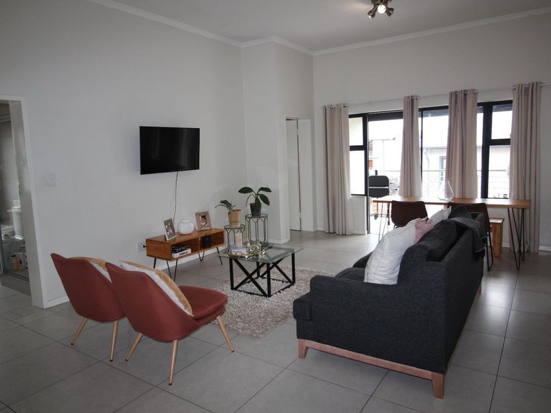 Modern, Spacious 3 Bedroom, 2 Bathroom In Security Estate - Photo 4