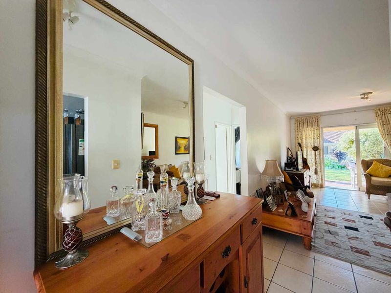 Hendra – Comfortable Retirement Living in a Stepless Garden Simplex - Photo 4