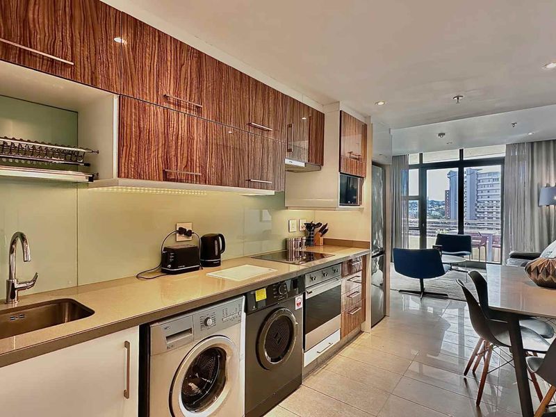 2 BEDROOM | 2 BATHROOM APARTMENT - Photo 4