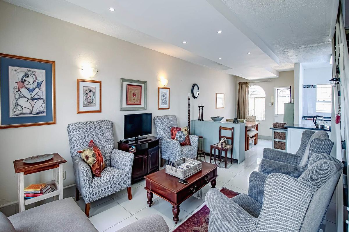 Renovated Lock-Up and Go - Photo 2