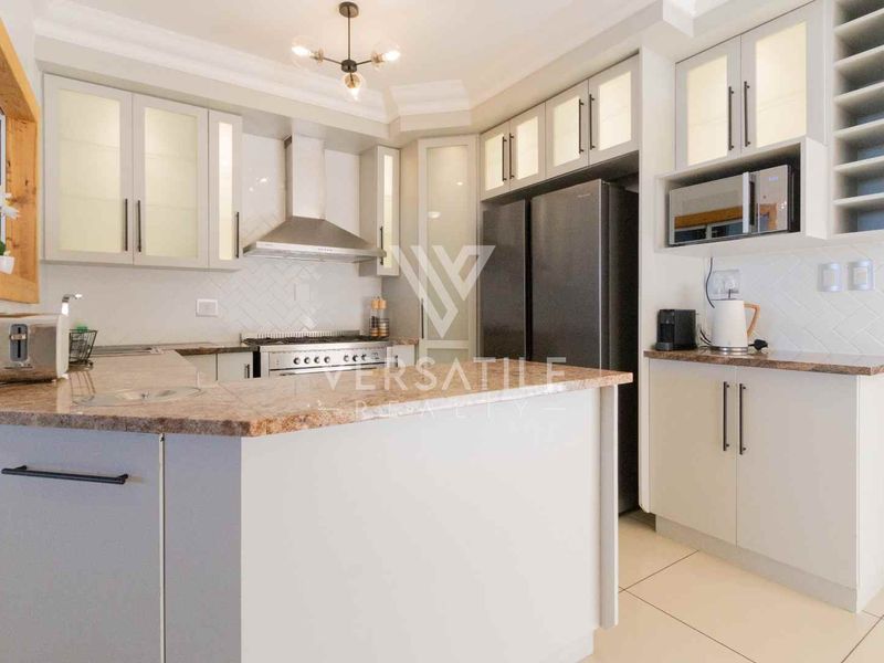 Prime Beachfront  Property - Photo 7