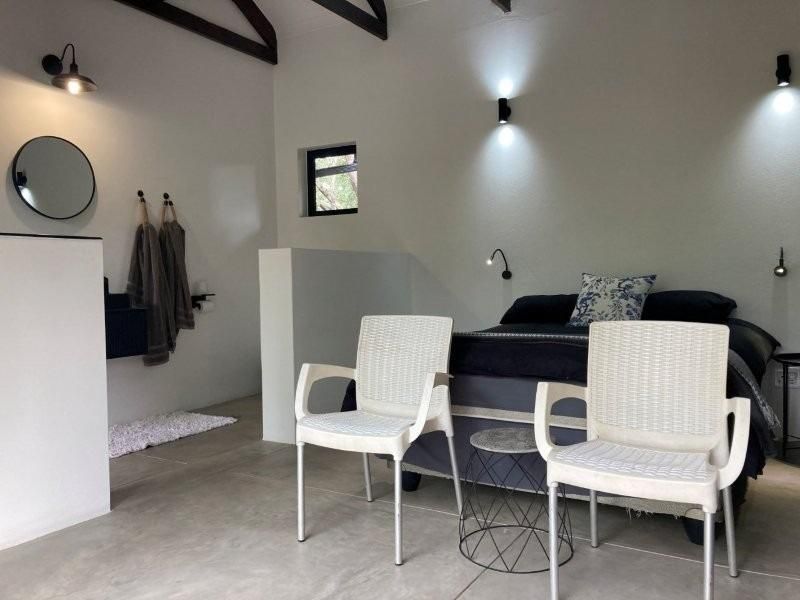 Furnished 1 bedroom, 1 bathroom cottage on Moditlo Wildlife Estate - Photo 6