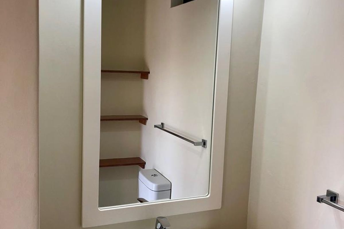 EXCLUSIVE BACHELOR PAD - EXCELLENT SECURITY-GOLF ESTATE - Photo 4