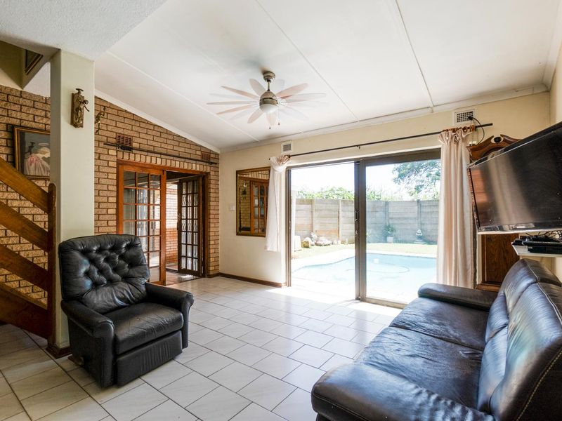 Heart of Warner Beach - Photo 7